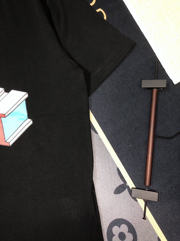 ブランドTシャツ細部ディテール